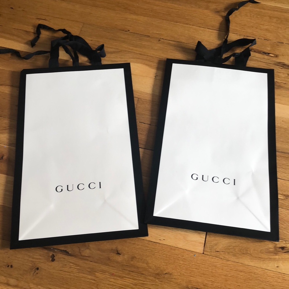 Set of two Gucci shopping bags